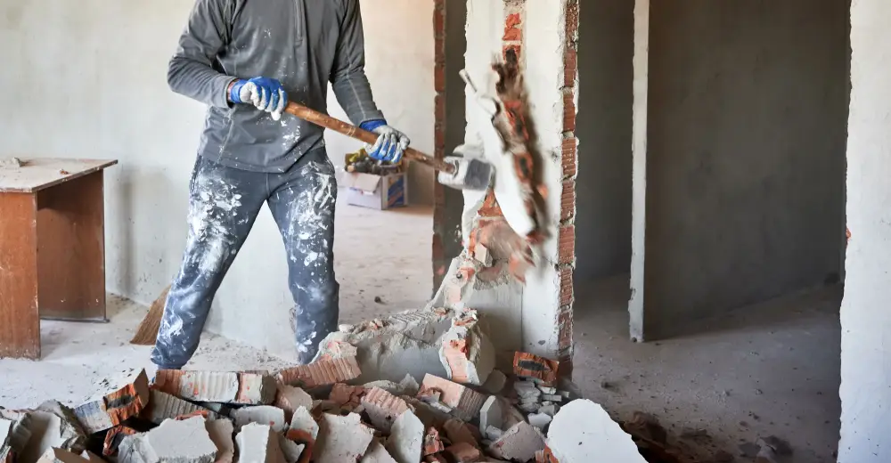 Travaux de démolition à Chauray